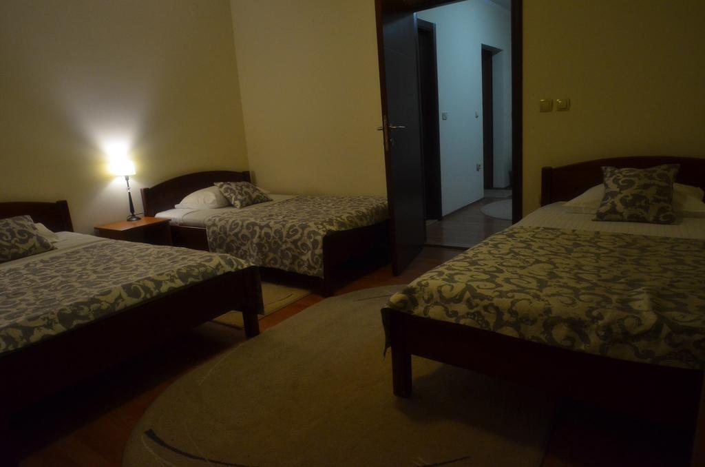 Accommodation Tara Belgrado Exterior foto